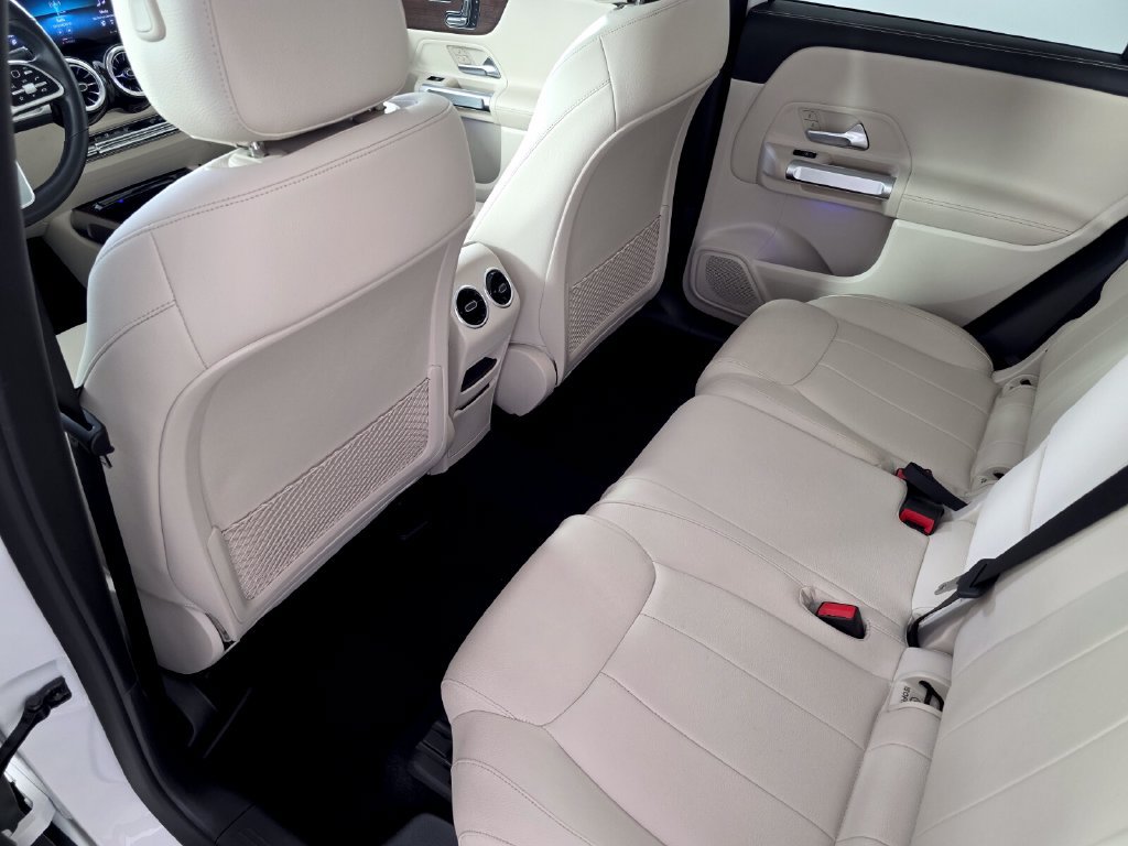 Certified 2023 Mercedes-Benz GLB 250 image 15