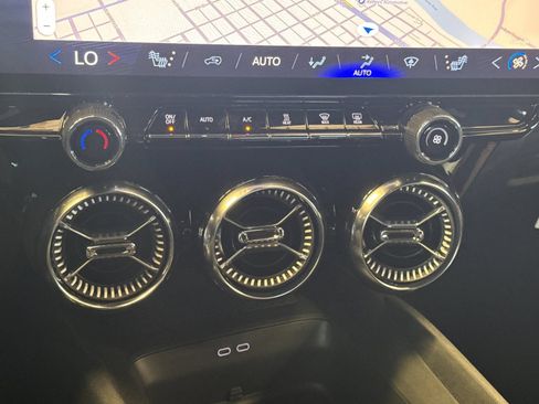 New 2026 Chevrolet Blazer EV LT AWD/4WD image 23
