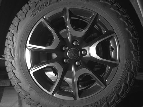 Used 2025 Jeep Compass Trailhawk image 15