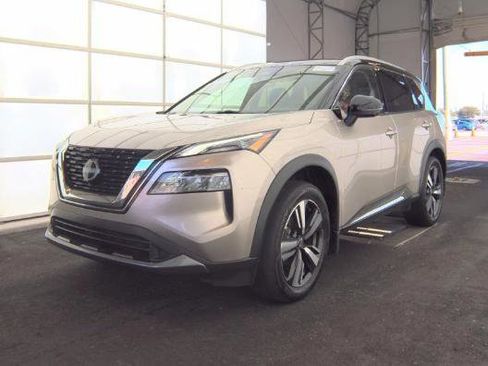 Used 2023 Nissan Rogue SL AWD/4WD image 1