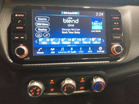 Used 2024 Nissan Kicks SV FWD image 25