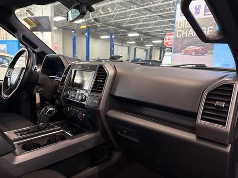 Used 2018 Ford F150 XLT w/ Equipment Group 302A Luxury AWD/4WD image 20