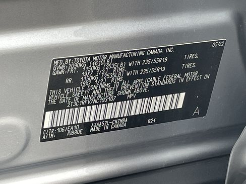 Used 2022 Toyota RAV4 XLE Premium FWD image 18