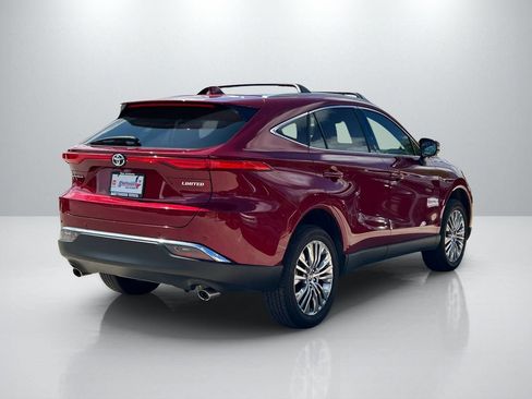 Used 2024 Toyota Venza Limited AWD/4WD image 5