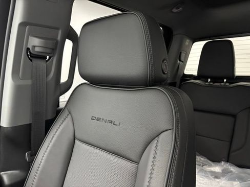 New 2026 GMC Sierra 1500 Denali AWD/4WD image 42