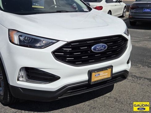Certified 2023 Ford Edge SEL w/ Sport Appearance Package AWD/4WD image 2