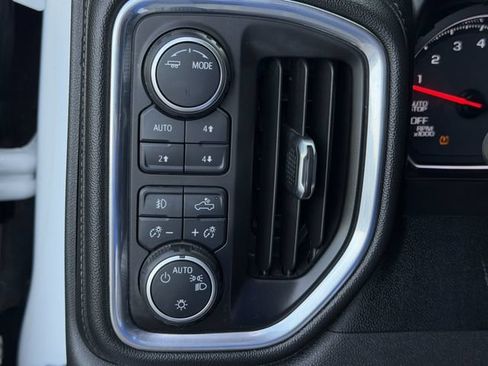 Used 2021 Chevrolet Silverado 1500 LT Trail Boss w/ Convenience Package II AWD/4WD image 26
