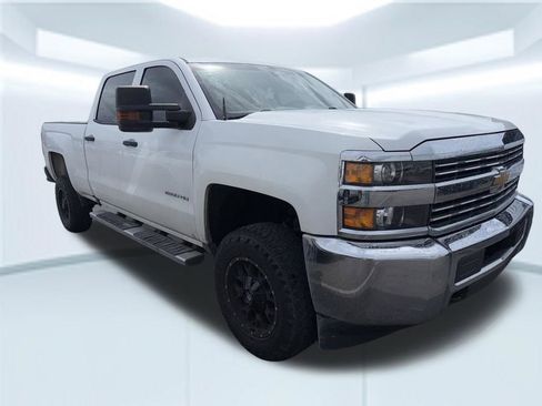 Used 2018 Chevrolet Silverado 2500 W/T w/ WT Convenience Package RWD image 6
