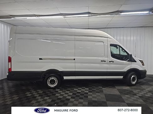 Used 2025 Ford Transit 250 148 High Roof Extended w/ Load Area Protection Package RWD image 2