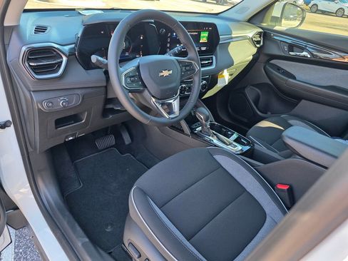 New 2026 Chevrolet TrailBlazer LT w/ Convenience Package image 9