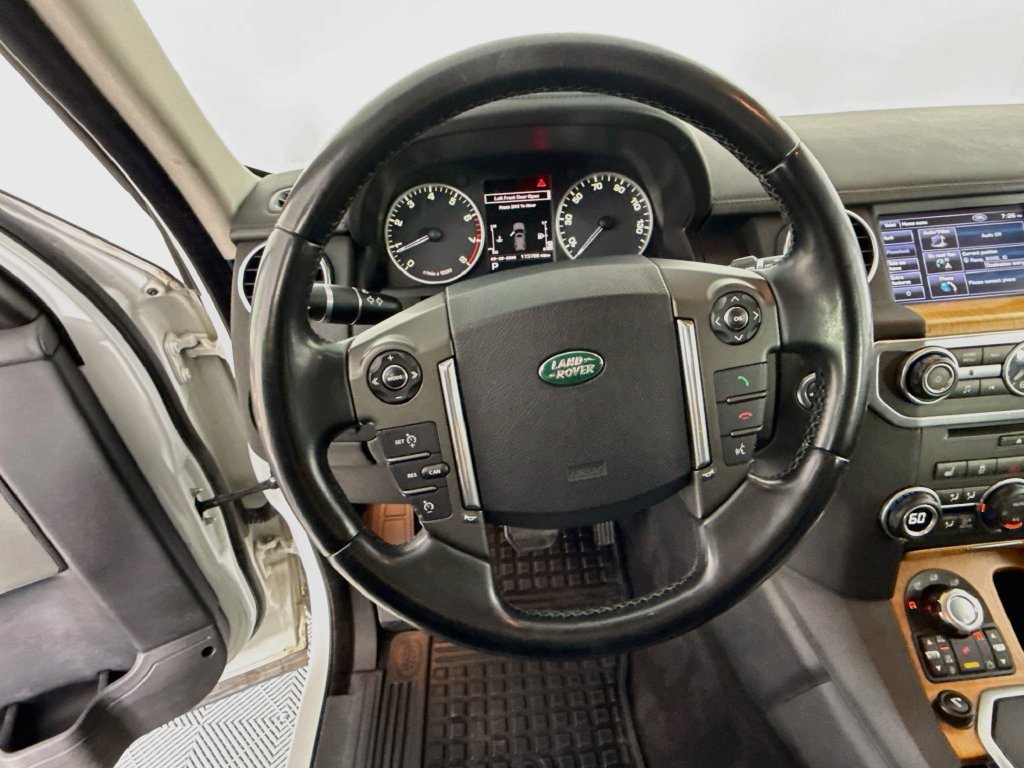 Used 2013 Land Rover LR4 HSE LUX AWD/4WD image 12
