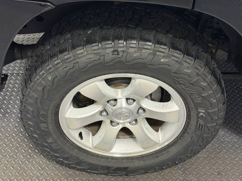 Used 2006 Toyota 4Runner SR5 RWD image 18