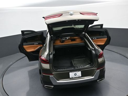 Used 2023 BMW X6 xDrive40i w/ Premium Package AWD/4WD image 42