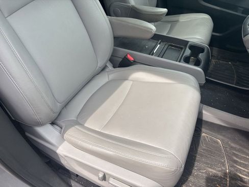 Used 2018 Honda Odyssey EX-L image 28