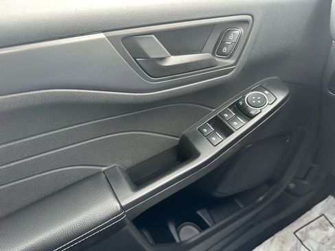 Used 2023 Ford Escape Active image 34