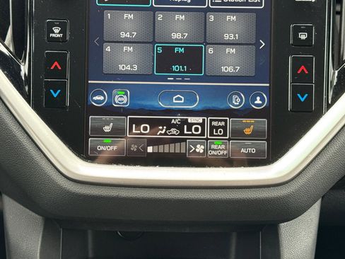 Used 2025 Subaru Ascent Premium AWD/4WD image 27