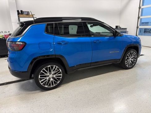 Used 2023 Jeep Compass Limited w/ Elite Group AWD/4WD image 10