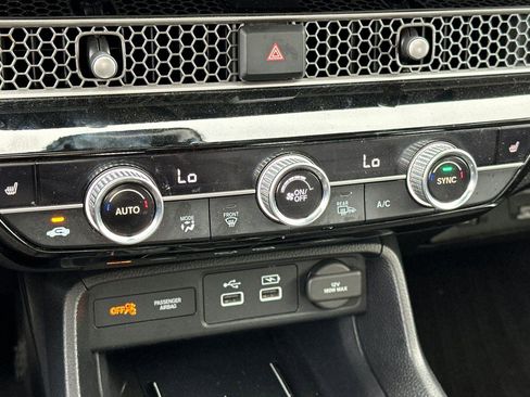 Used 2023 Honda Civic Sport image 21