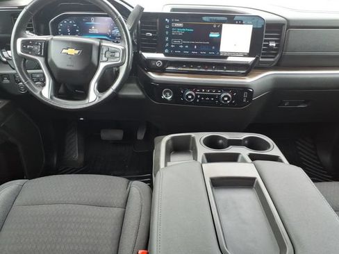 Certified 2022 Chevrolet Silverado 1500 LT w/ Diesel Off-Road Package AWD/4WD image 13