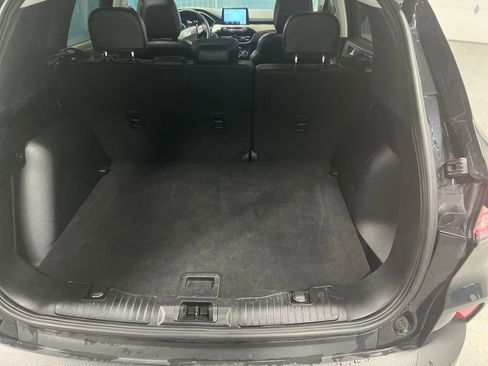 Used 2022 Ford Escape SEL image 16