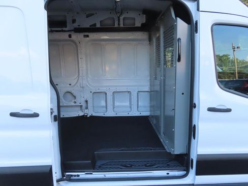 Used 2020 Ford Transit 250 148 High Roof Extended RWD image 9