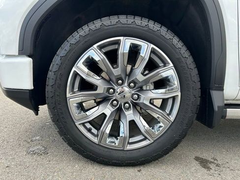 Used 2024 GMC Sierra 1500 Denali AWD/4WD image 13