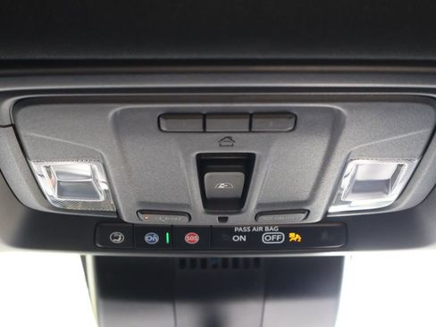 Certified 2024 Chevrolet Silverado 1500 ZR2 image 40