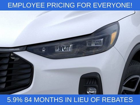 New 2026 Ford Escape Platinum w/ Premium Technology Package AWD/4WD image 18