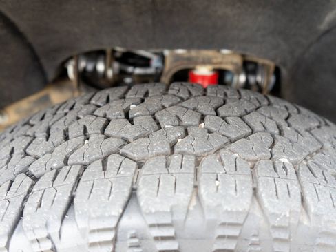 Used 2025 GMC Sierra 2500 Denali w/ Denali Reserve Package image 32