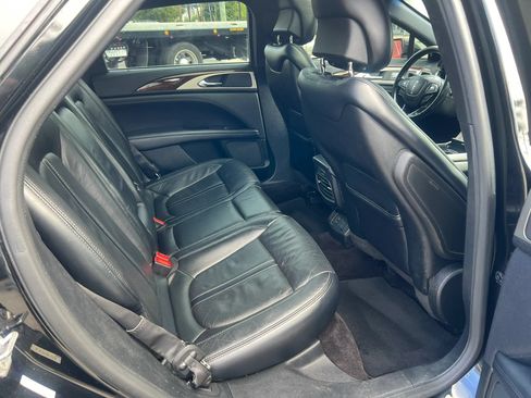 Used 2017 Lincoln MKZ Reserve w/ Technology Package FWD image 27