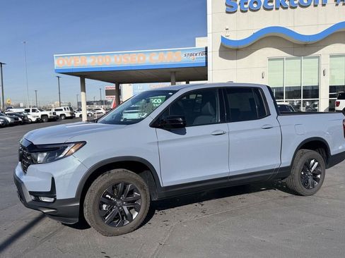 Certified 2024 Honda Ridgeline Sport image 2