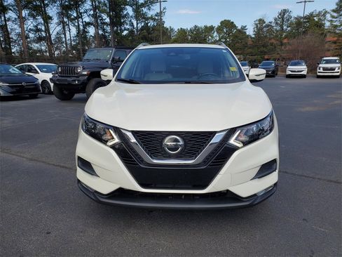 Certified 2022 Nissan Rogue Sport SV image 12