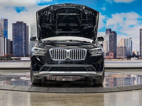 Used 2023 BMW X3 xDrive30i w/ Premium Package w/ZPA AWD/4WD image 4