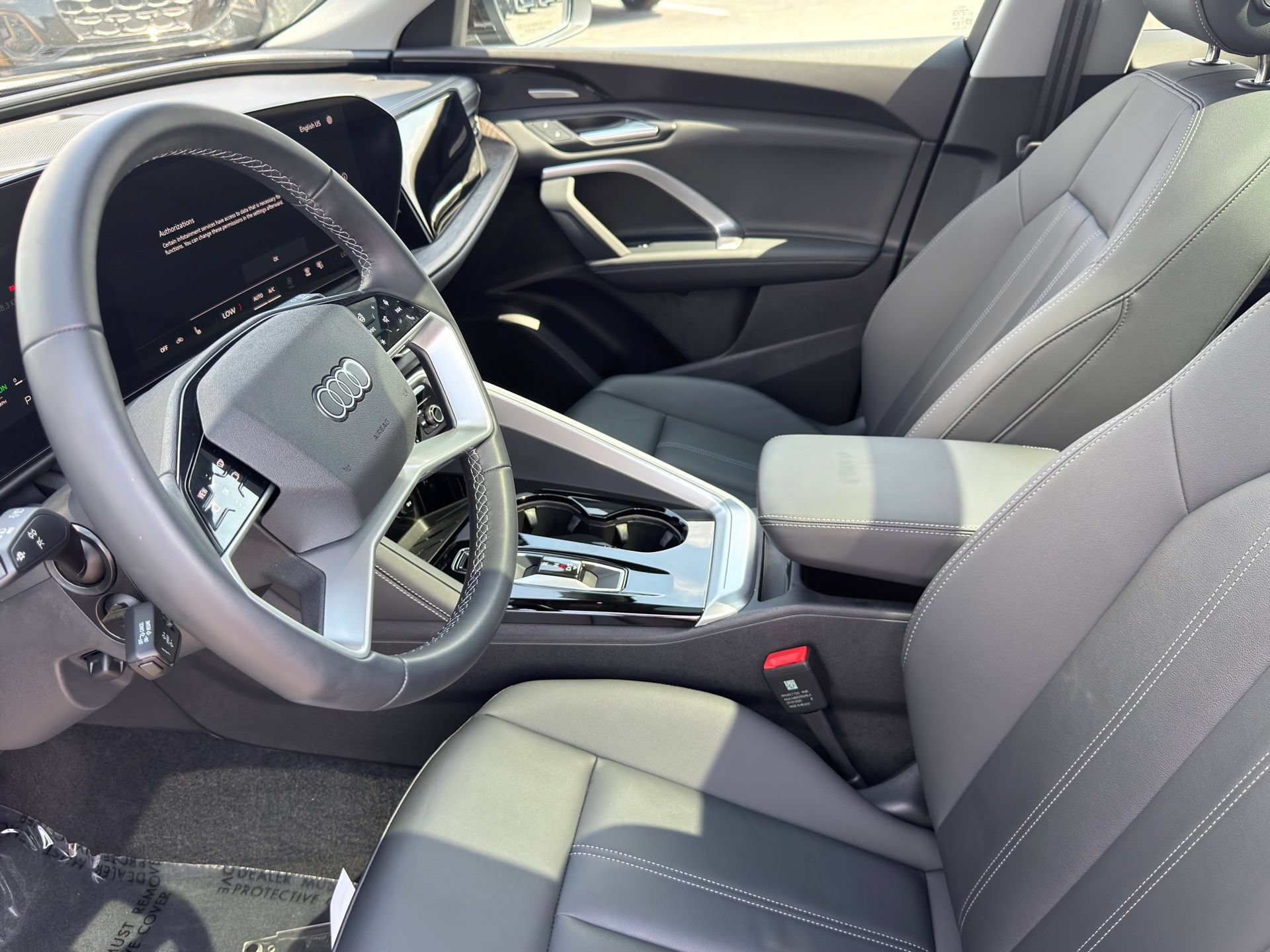 Certified 2025 Audi Q5 Premium w/ Premium Plus AWD/4WD image 9