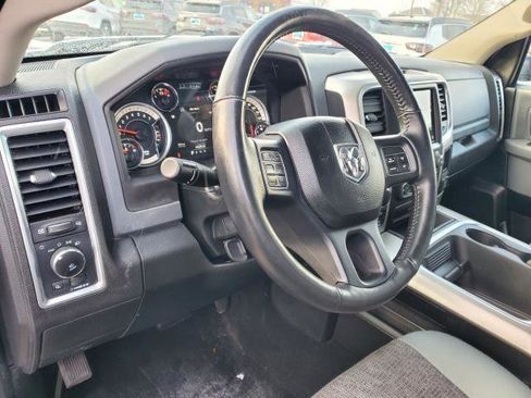 Used 2018 RAM 1500 SLT image 7