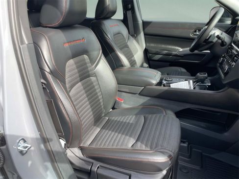 New 2026 Nissan Pathfinder Rock Creek image 20