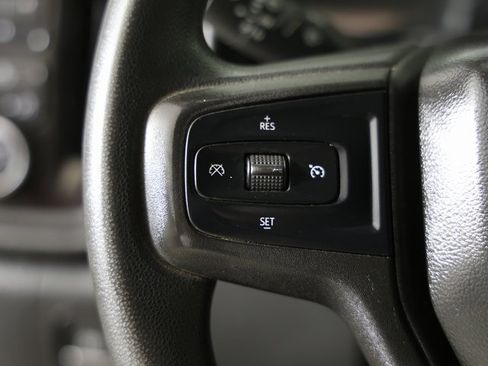 Used 2020 Chevrolet Silverado 2500 Custom w/ Custom Value Package image 14