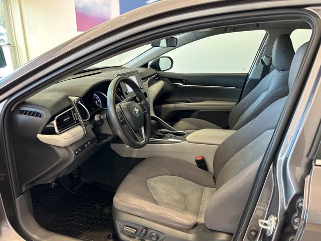 Used 2023 Toyota Camry LE FWD image 10