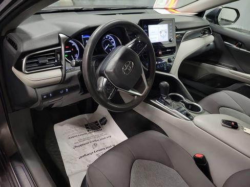 Used 2023 Toyota Camry LE FWD image 13
