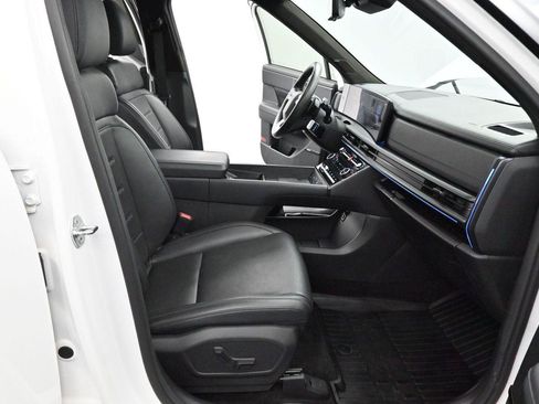 Used 2024 Hyundai Santa Fe Calligraphy AWD/4WD image 34