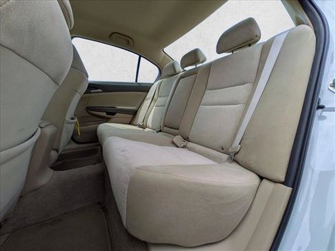 Used 2010 Honda Accord LX-P image 15