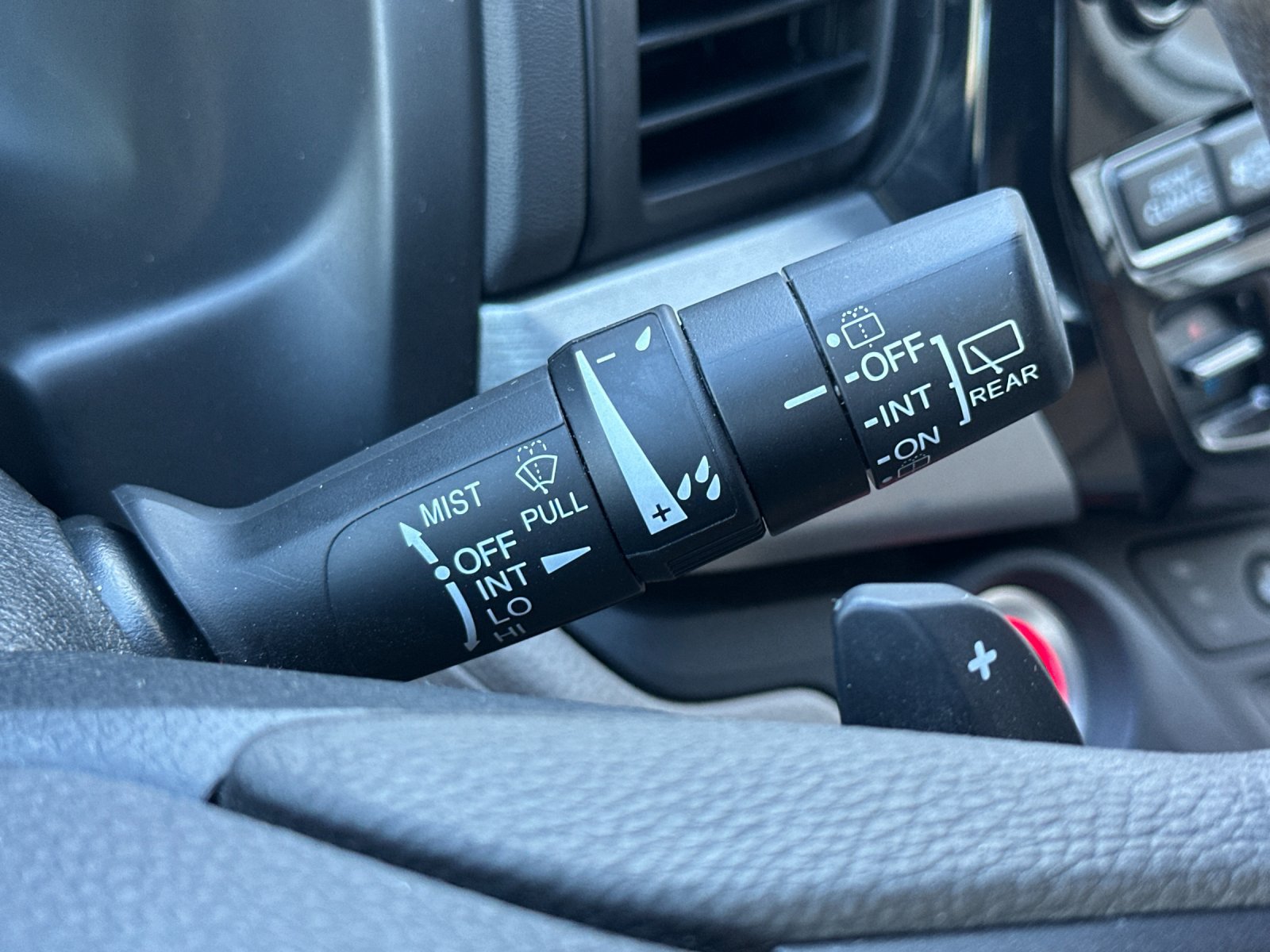 Used 2021 Honda Odyssey EX image 31