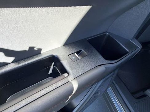 New 2026 Ford Explorer Active w/ Active Comfort Package image 15