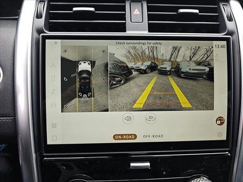 New 2025 Land Rover Discovery S image 24