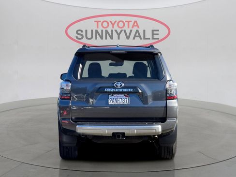 Certified 2022 Toyota 4Runner TRD Off-Road image 9