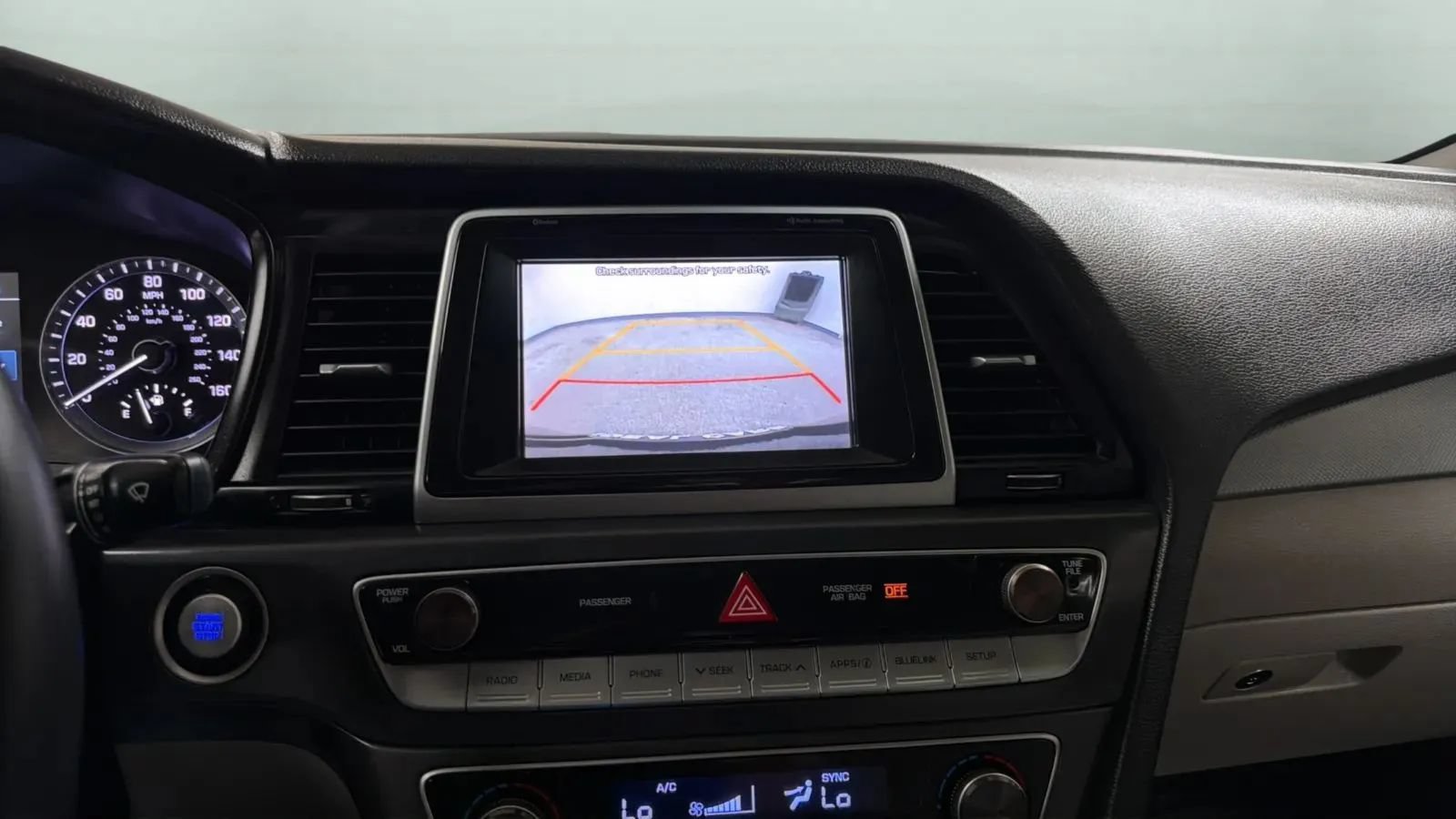 Used 2019 Hyundai Sonata SEL w/ Tech Package 02 FWD image 15