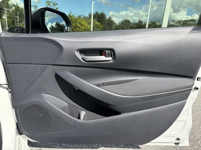 Certified 2021 Toyota Corolla LE FWD image 14