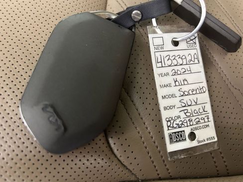 Certified 2024 Kia Sorento SX Prestige w/ Olive Brown Leather Package image 35