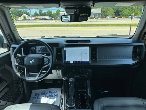 Used 2023 Ford Bronco Outer Banks AWD/4WD image 27