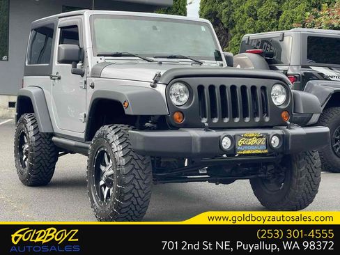 Used 2013 Jeep Wrangler Sport AWD/4WD image 2